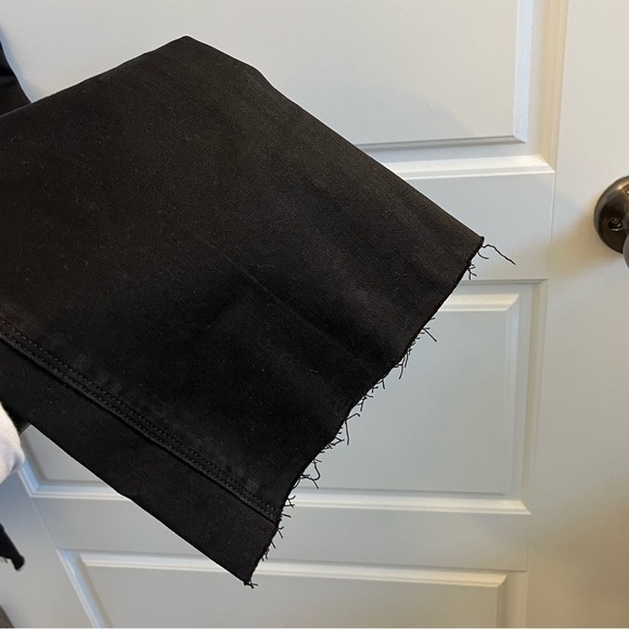 Spanx Cropped Flare Jeans in Washed Black, Size XS/TP - Picture 8 of 8